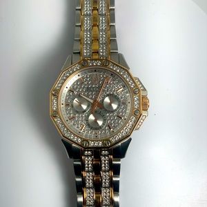 BULOVA MENS CRYSTAL WATCH